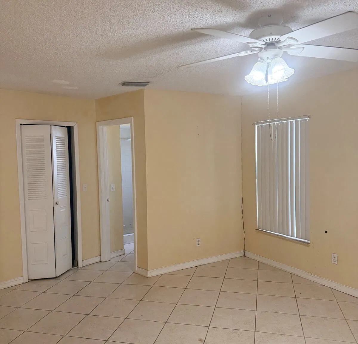 3 bed, 2.0 bath, $1,800 — Photo 4