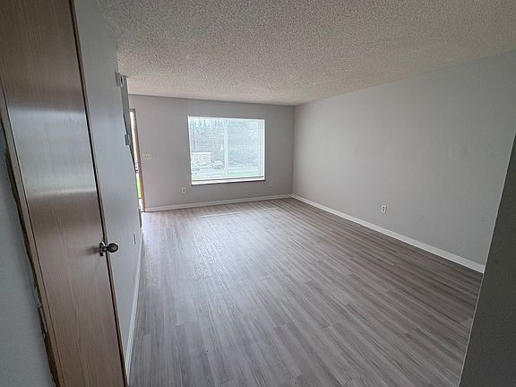 5th image of 5114 NE 34th St #B5