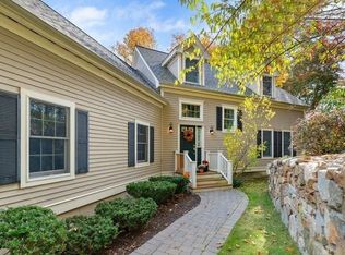 10 Smith Farm Ln #10, Lexington, MA 02421