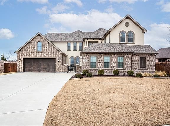 3rd image of 2602 Corral Dr