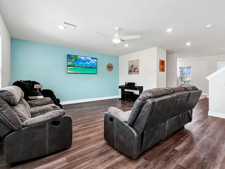 5433 Keaton Springs Dr — Photo 14