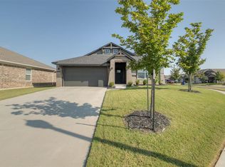 601 Blue Fish Rd, Norman, OK 73069