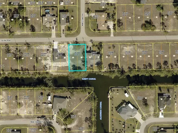 2212 NW 30th Ter, Cape Coral, FL 33993