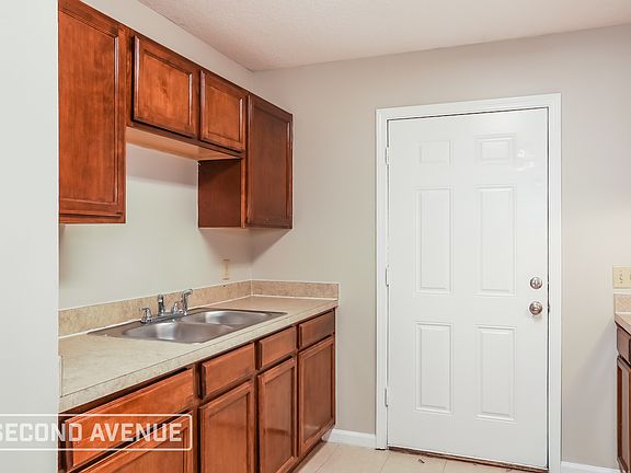 3rd image of 9421 Waynesboro Ave