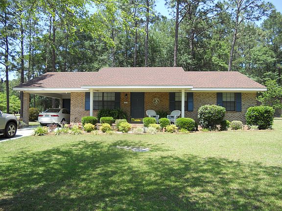 Quaint Home Great Location