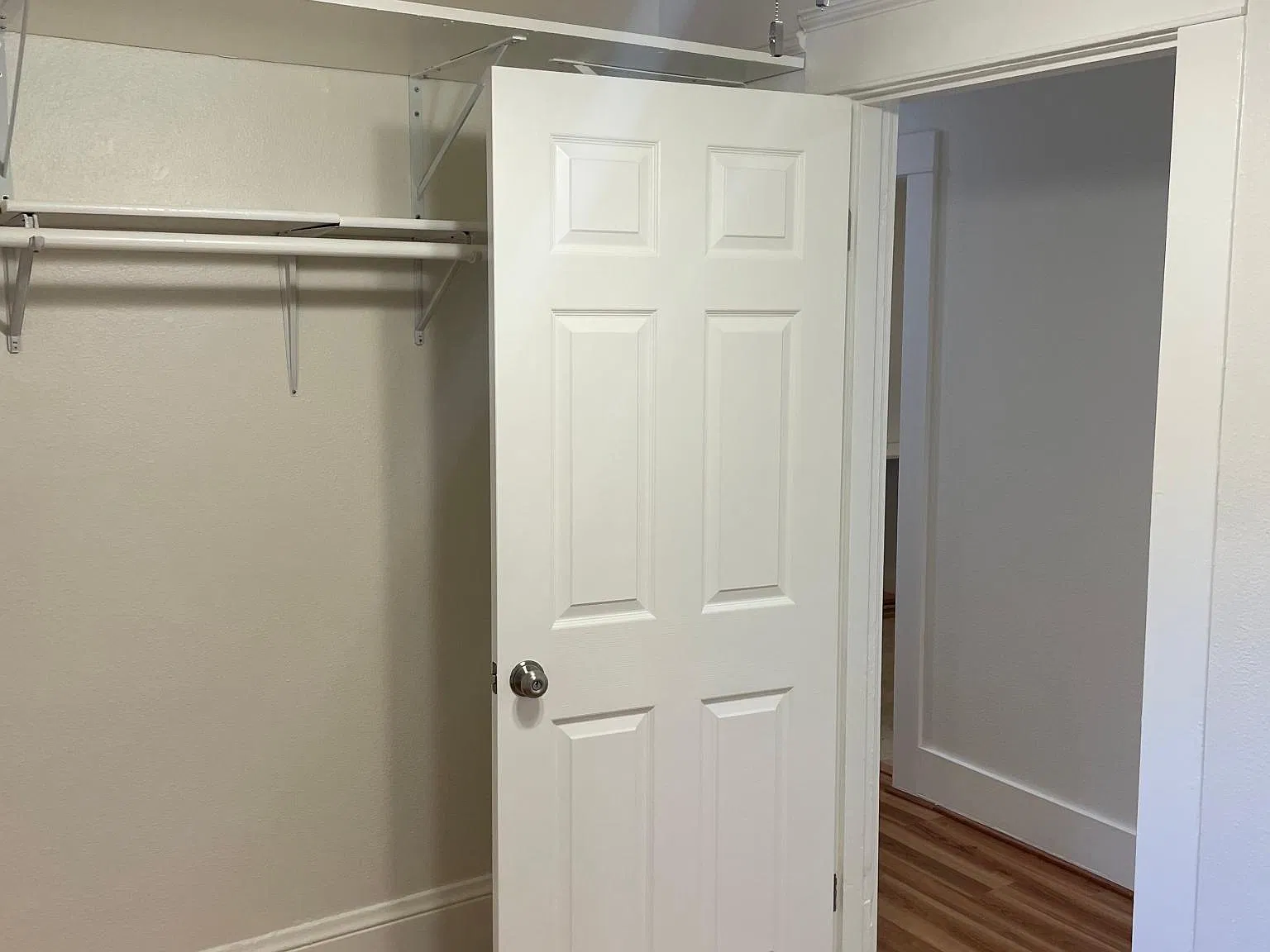 6539 SE 52nd Ave — Photo 3