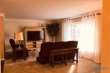 5th image of 6034 Elden Dr