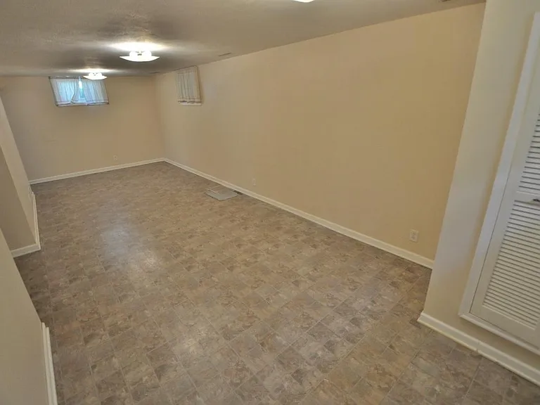 3259 Potter St — Photo 21