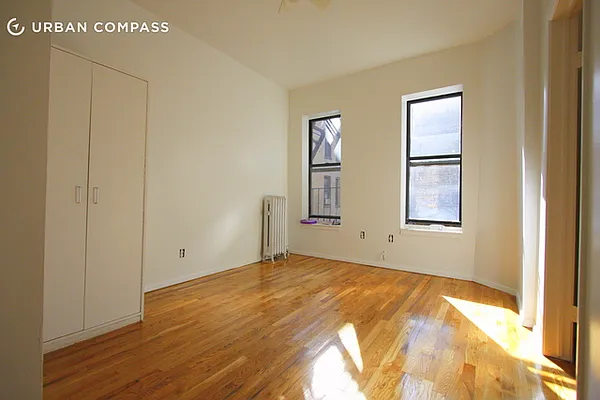 Rented by Compass | media 24