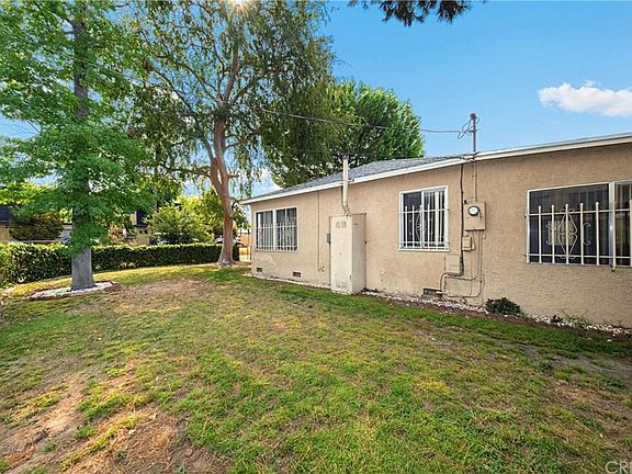 5th image of 6325 Willowcrest Ave