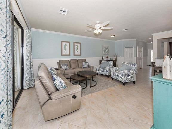 3rd image of 20169 Lagente Cir #20169
