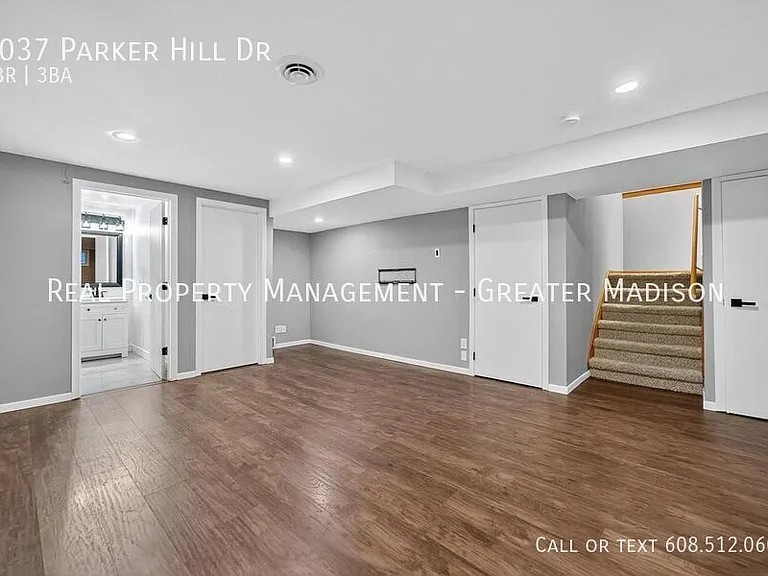 7037 Parker Hill Dr — Photo 21