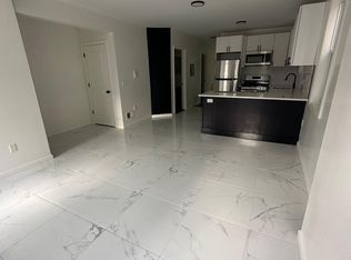 528 Norwood St, East Orange, NJ 07018