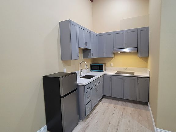 4th image of 19733 Redwing St #3