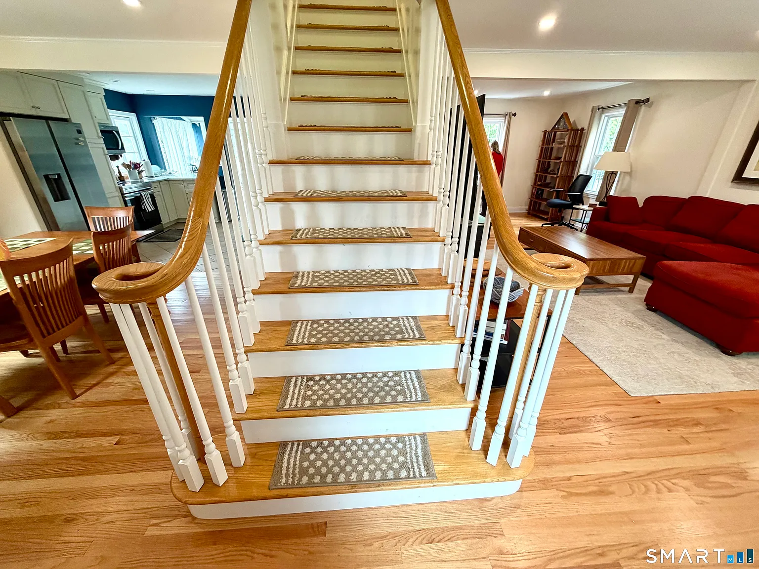 3 bed, 2.0 bath, 1566 sqft, $4,500 — Photo 3