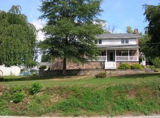 191 Penn Manor Rd, Irwin, PA 15642