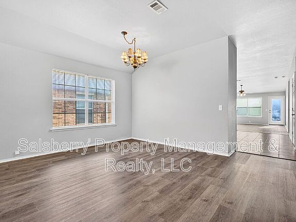 5th image of 2545 Prospect Hill Dr