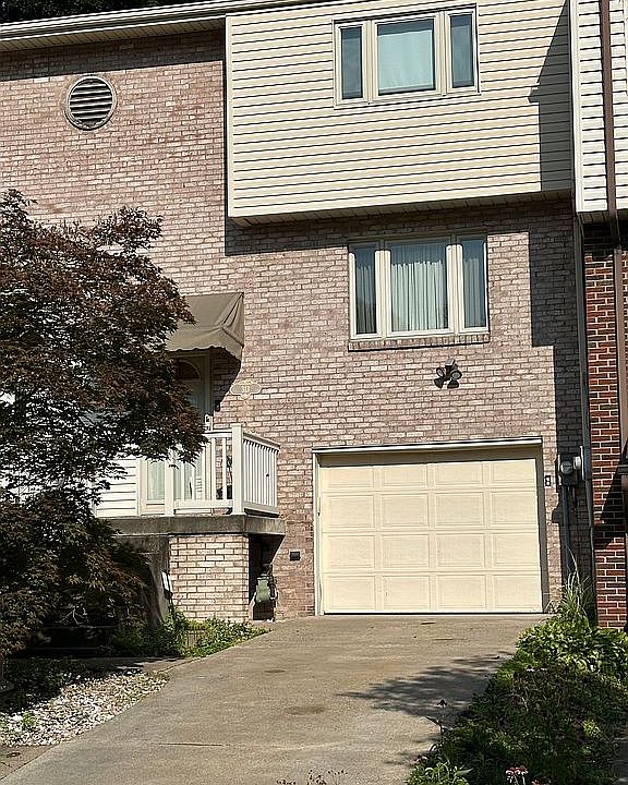 1st image of 313 Clavale Dr