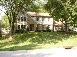 6974 Treeridge Dr, Cincinnati, OH 45244