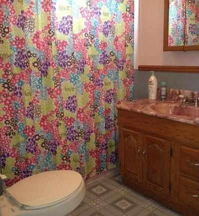 5th image of 1055 Mary Ann Ln