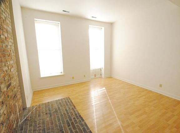 5th image of 2301 S 12th St #A