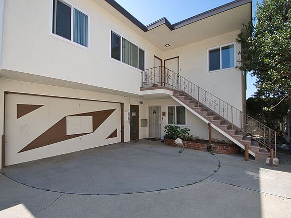 2nd image of 2517-2519 Grant Ave #2519C