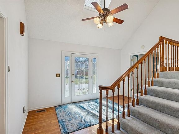 5th image of 15424 Poplar St