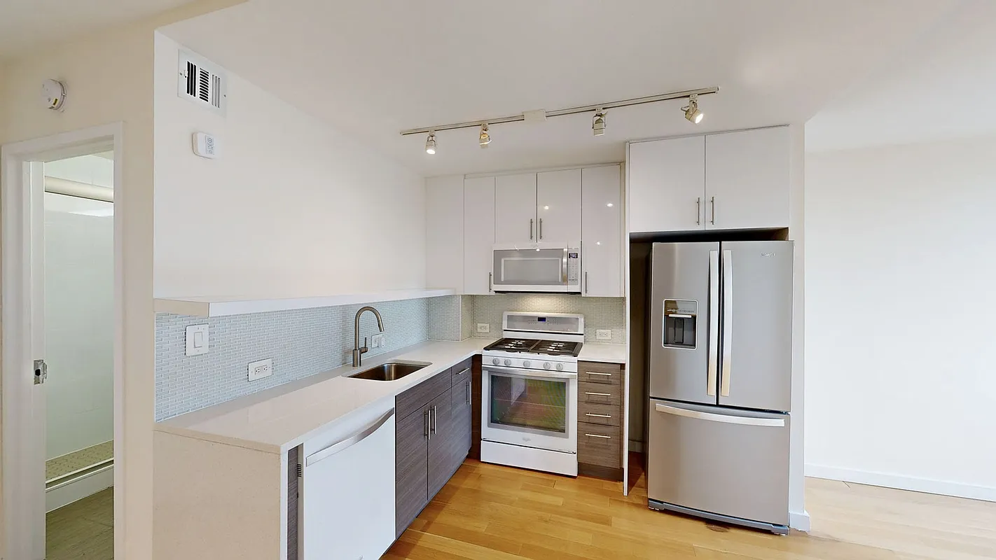 401 East 34th Street S34X