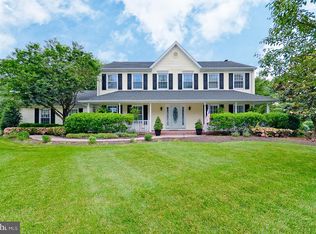 8904 Bond Ct, Manassas park, VA 20110