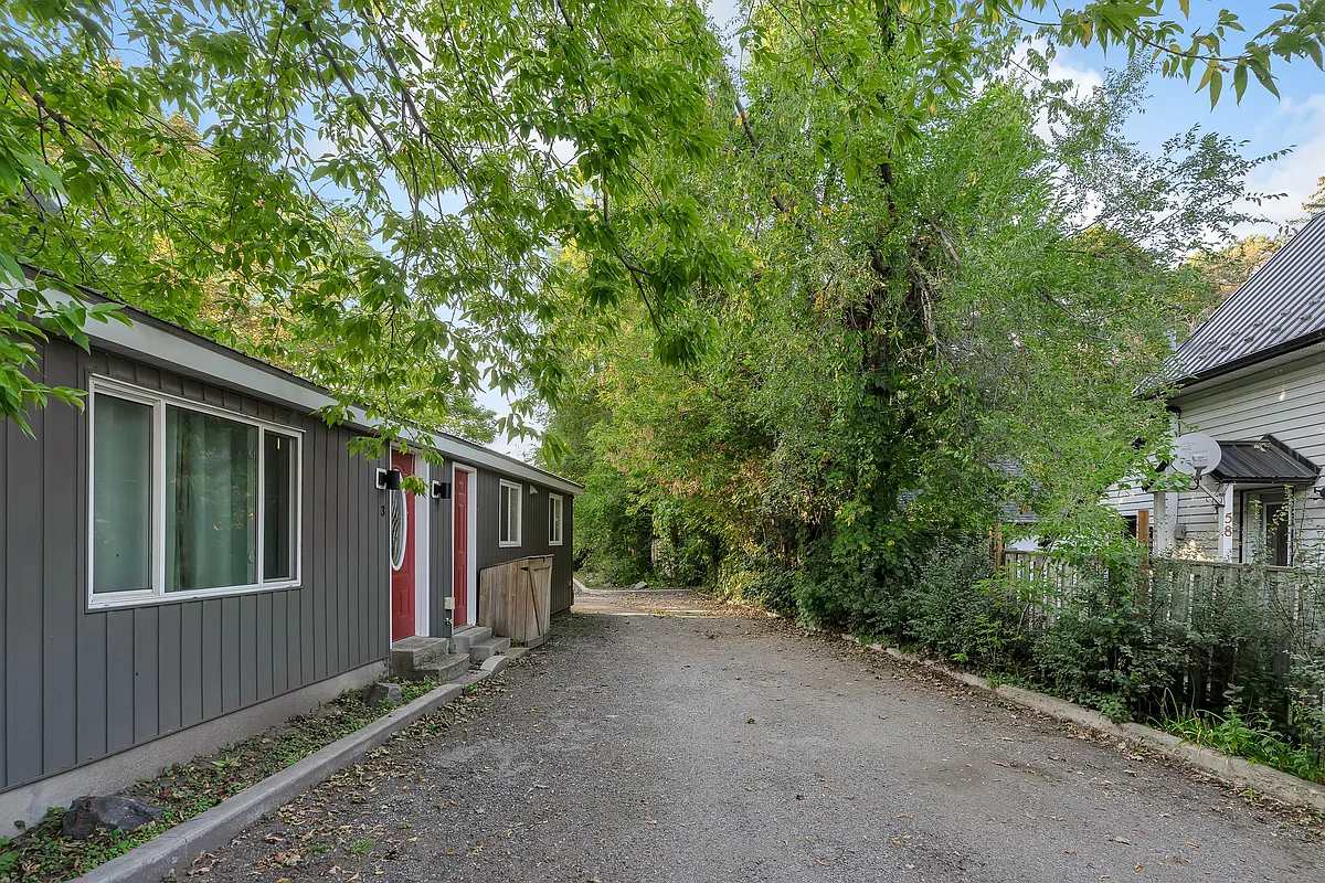 Building Photo - 62 Tiffin St #1