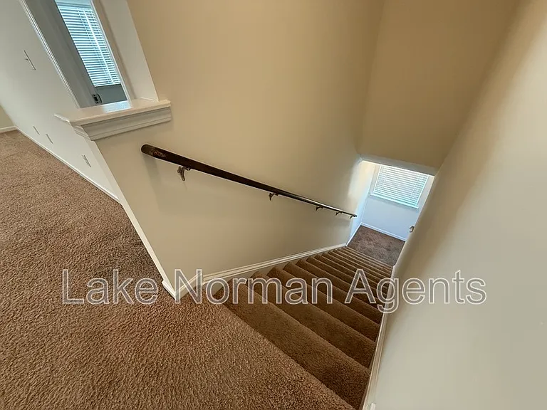 9010 Harwood Knoll Dr — Photo 14