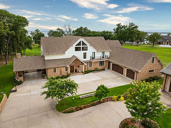 2nd image of 8523 Lake View Dr