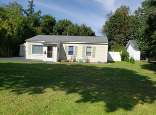 413 Cedarbrook Cres, Utica, NY 13502