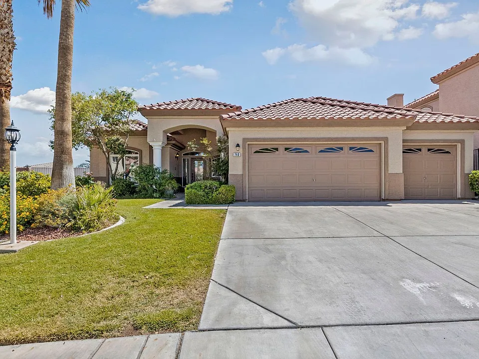 740 Aldo Rae Ct