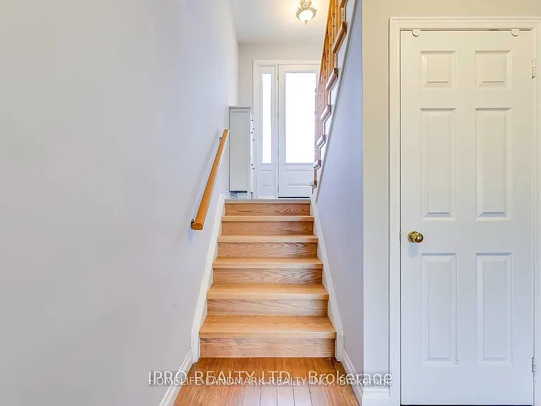 1109 Lindsay Dr — Photo 29