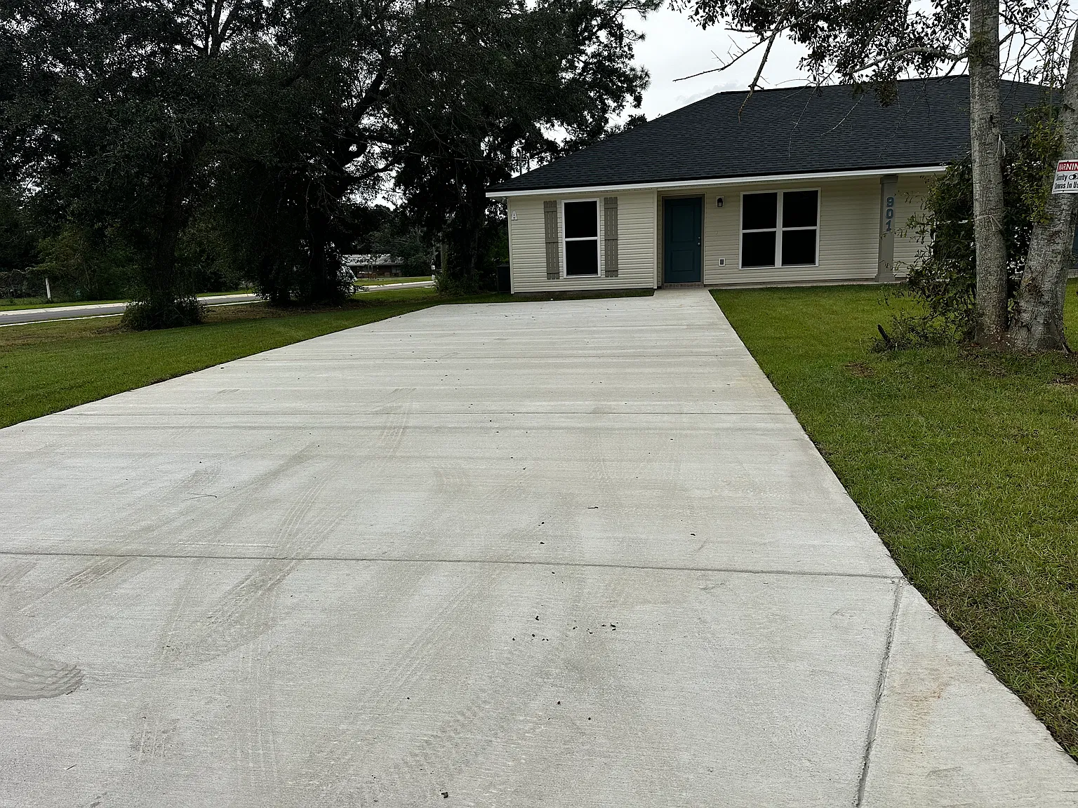 2 bed, 1000 sqft, $1,900 — Photo 3