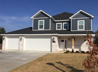 1729 W Madison Dr, Rogers, AR 72758