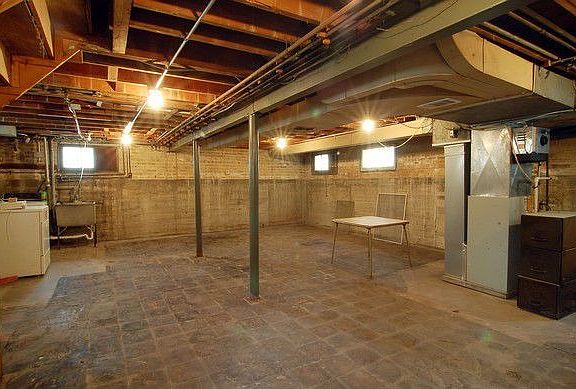 5th image of 6146 N Central Park Ave