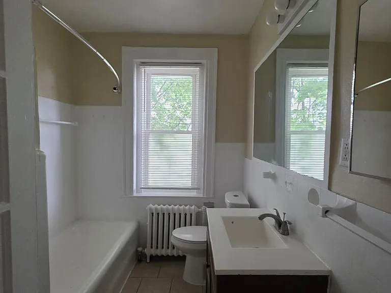 507 Norton Pkwy #B-21 — Photo 2