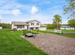 3015 Shaw Rd, Zanesville, OH 43701