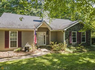 70 Little Creek Dr, Sharpsburg, GA 30277