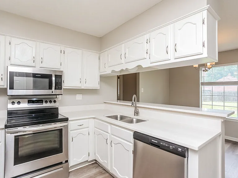 6722 Finch Rd — Photo 8