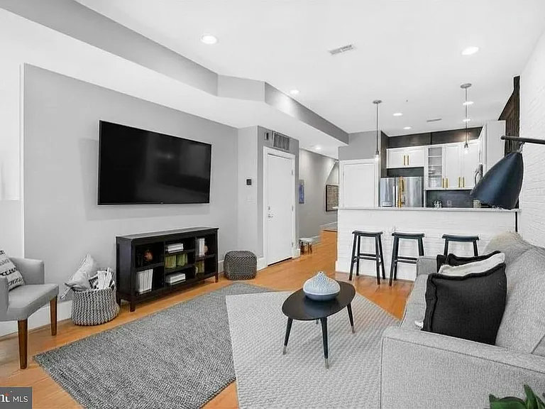 51 Rhode Island Ave NW #3 — Photo 5