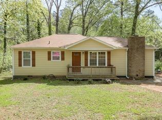6395 Lobelia Rd SW, Mableton, GA 30126