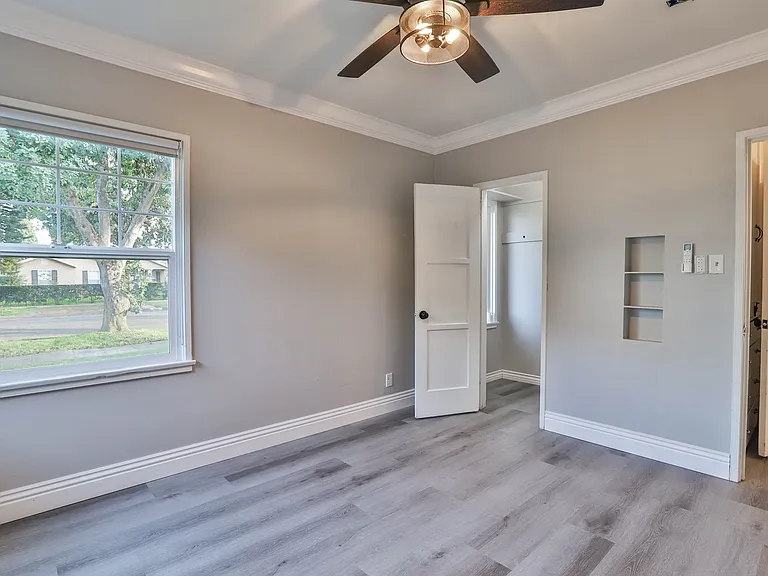 3031 Chestnut St — Photo 14