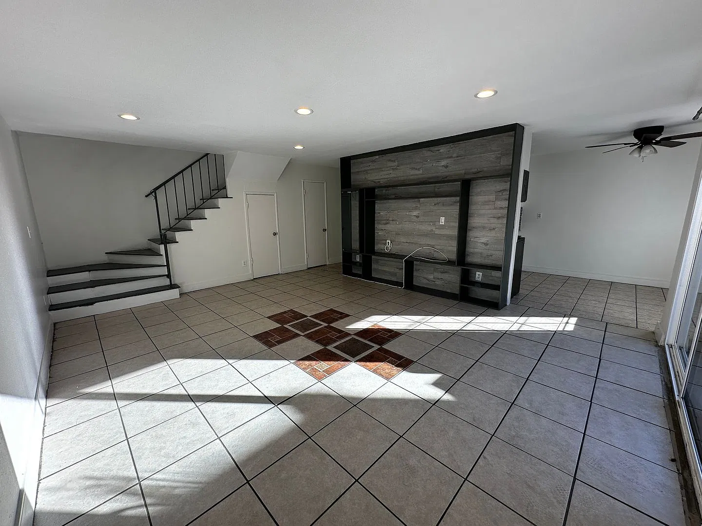 Affordable, Upgraded 3-Bedroom in North Hills Convenient and Ready for Move-In! — Photo 3