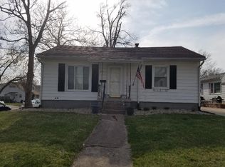 817 Bunn St, Bloomington, IL