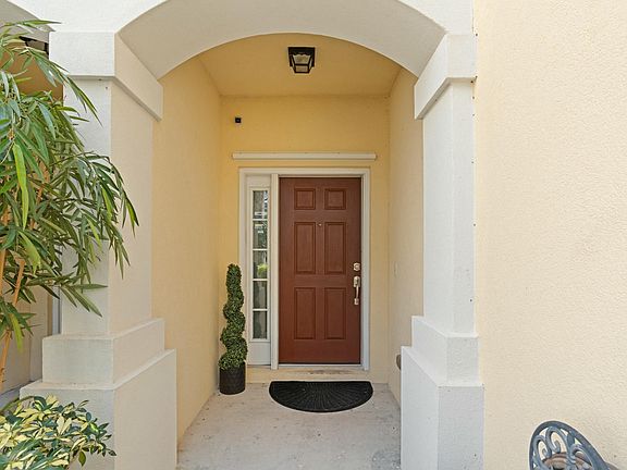 5th image of 1083 Pinewood Lake Court