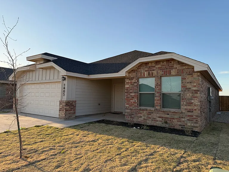 1405 Bajada St — Photo 25