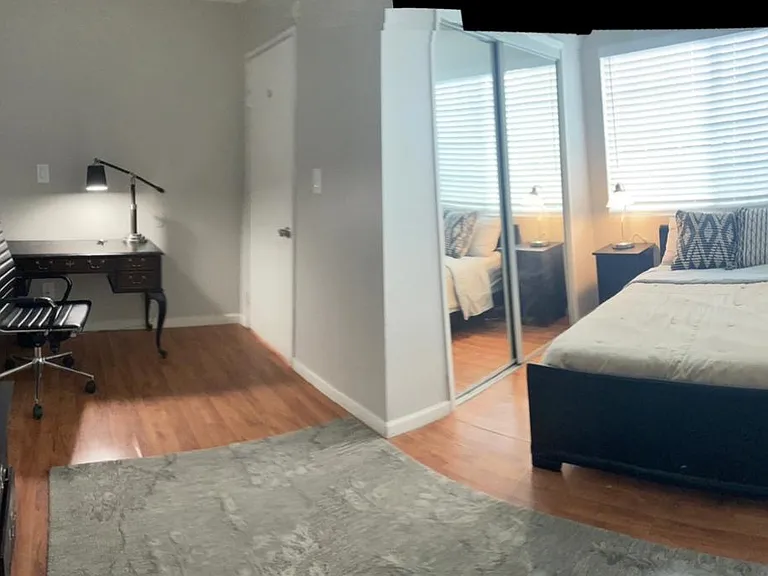 3819 Clairemont Dr — Photo 6